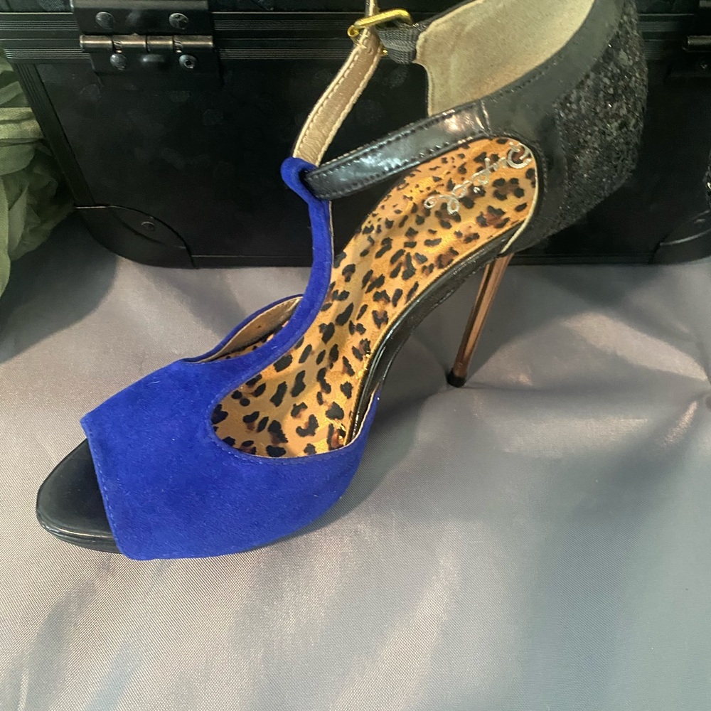 Elegant Blue and Black Women's Heels